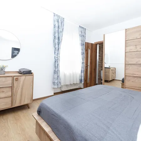 Rooftop Street Doamnei *