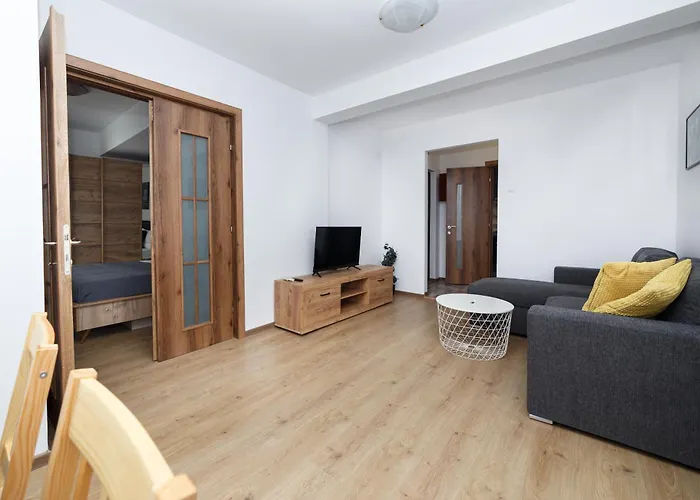 Rooftop Street Doamnei