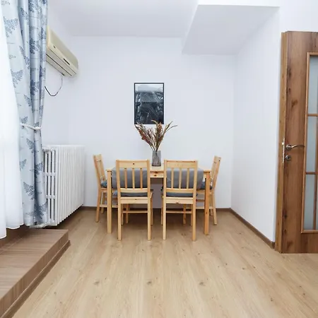 Rooftop Street Doamnei Apartment Bucharest